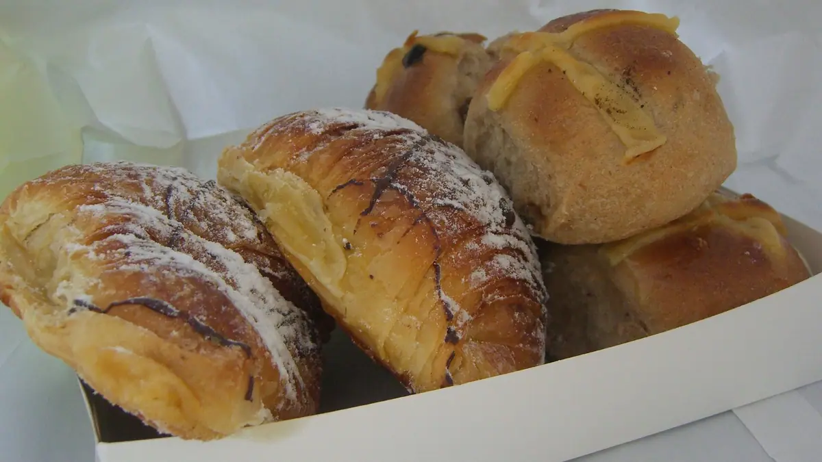 Turkish Bakery bakes